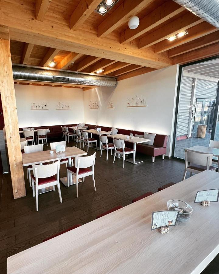 Auszeit Cafe & Hotel Oberwornitz Exterior photo